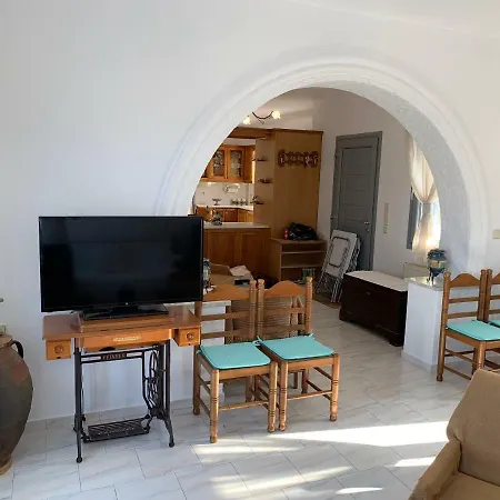 Cycladic Summer House With View Lefkes (Paros)